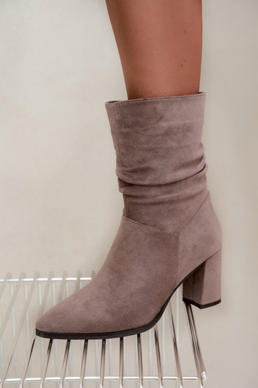 Damen warme Stiefeletten mit lockigem Obermaterial Dalessia in Tonfarbe