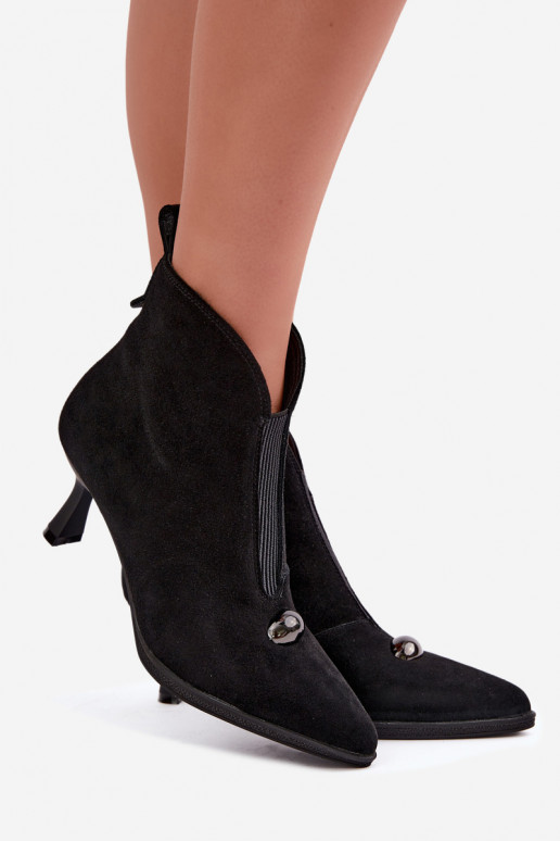 Damen Schuhe aus Kunstveloursleder mit Absatz T.Sokolski S2 Z26-281 in schwarzer Farbe