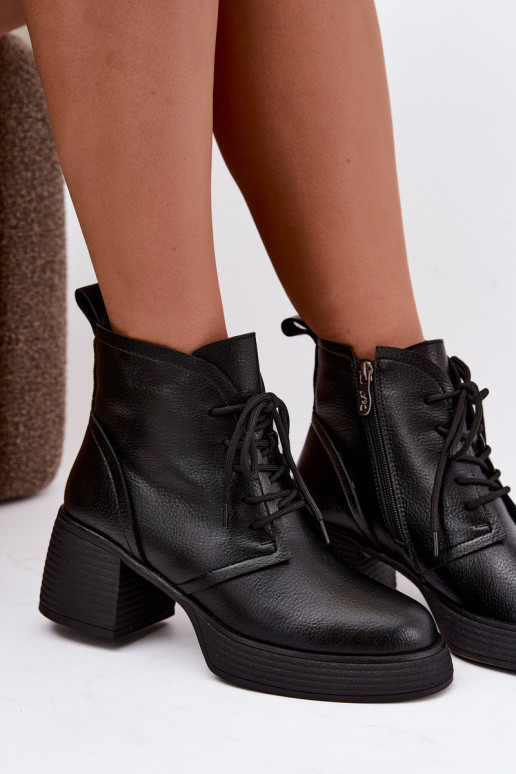 Damen isolierte Stiefeletten D&A CR62-3368 in Schwarz