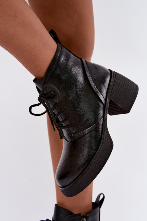 Damen isolierte Stiefeletten D&A CR62-3368 in Schwarz