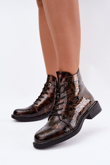 Gefütterte Stiefeletten mit Lackeffekt und Prägung S.Barski HY62-8140 braun 2