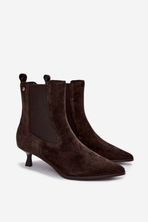 Wärmende Velourslederstiefel mit Absätzen Tai turiciejka K7756-02 in Schokolade