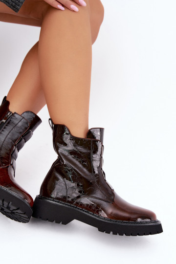 Isolierte Damenstiefeletten mit Lackeffekt T.Sokolski Z26-501 braun