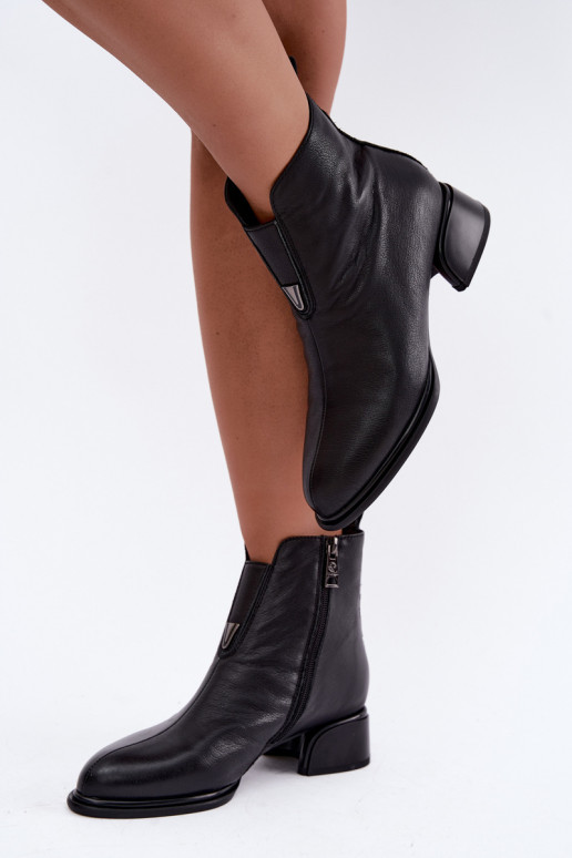 Wärmende Damen-Stiefeletten aus Leder mit flachen Absätzen Vinceza schwarz