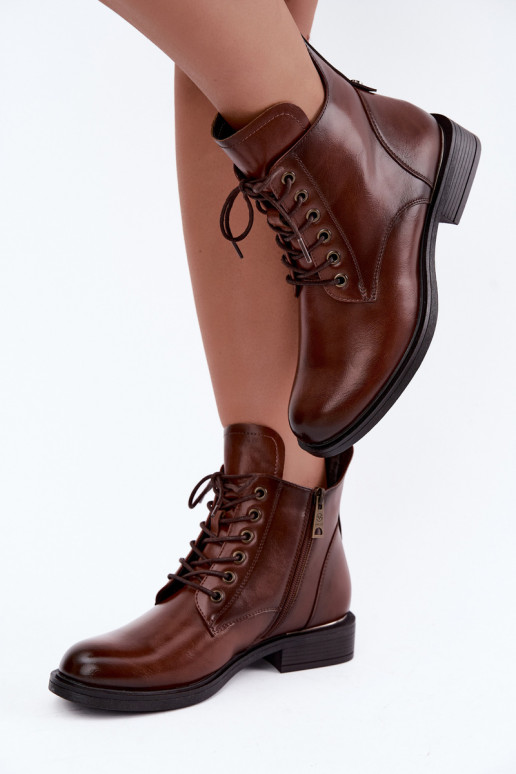 Gefütterte Stiefeletten mit breiten Absätzen 58677 in brauner Farbe