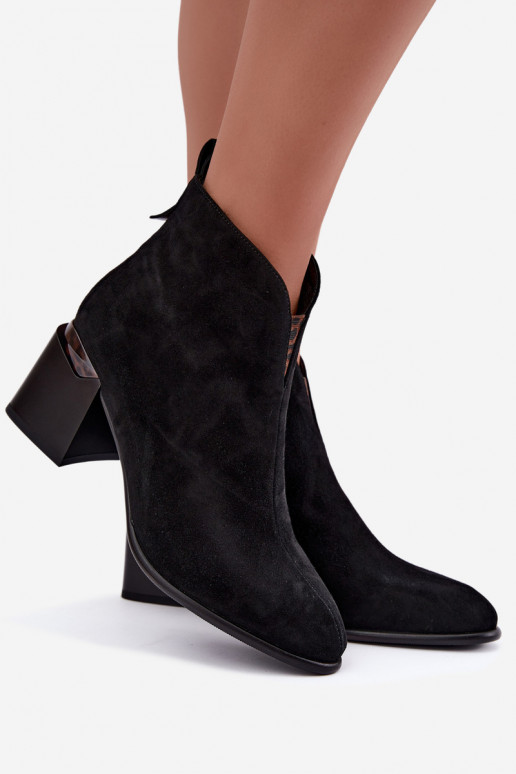 Faux-Suede warme Stiefeletten mit Absatz in schwarzer Farbe Laverelle