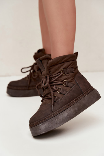 Schnürstiefel für den Winter mit Plateau Big Star UU274191 in Schokoladenfarbe 2