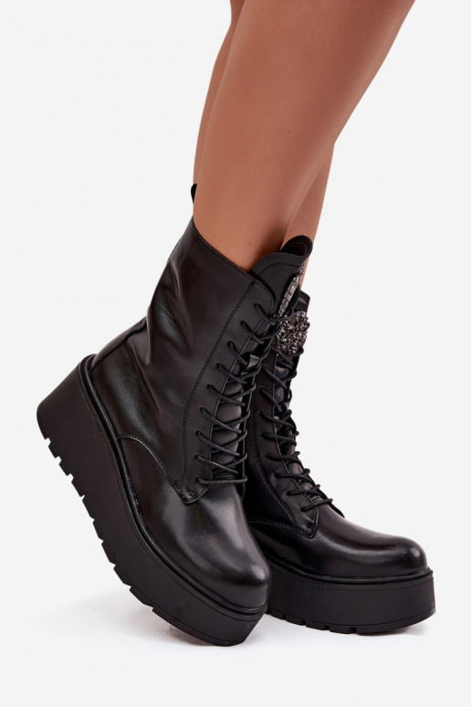 Damen Leder Stiefeletten mit Ornamenten gefüttert in schwarz Ulrika
