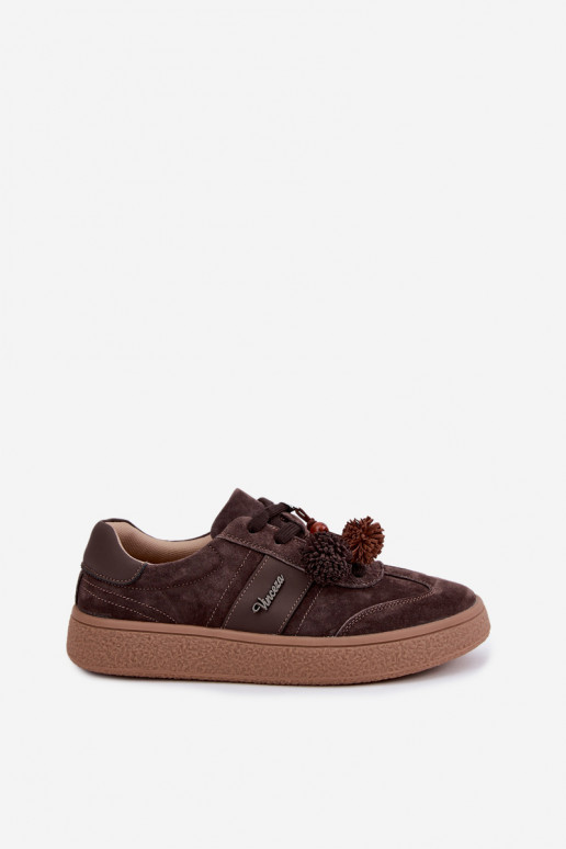 Sneaker aus Kunstveloursleder mit flauschigen Pompons Vinceza 79682 schokoladenfarben
