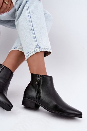 Leder Stiefeletten mit niedrigem Absatz Vinceza 133136 in schwarzer Farbe