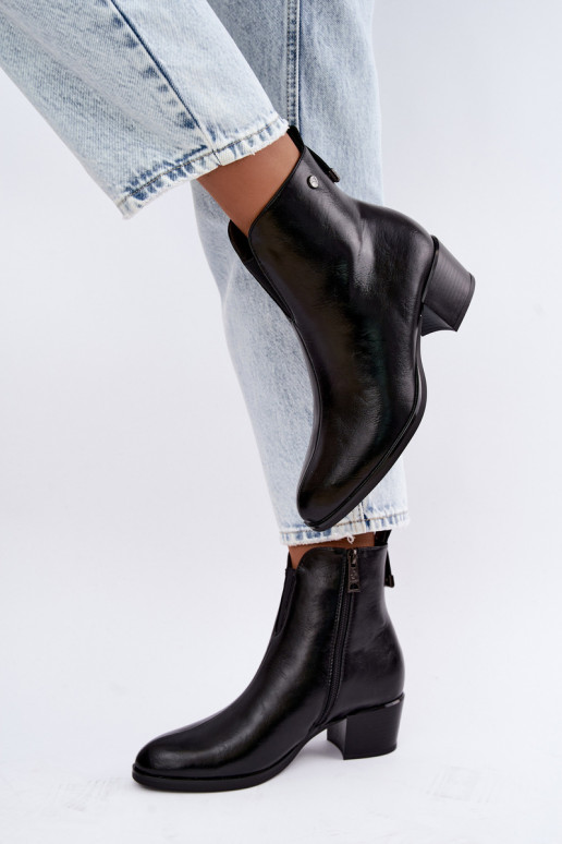 Isolierte Stiefeletten Klocke Vinceza 58654 in schwarzer Farbe