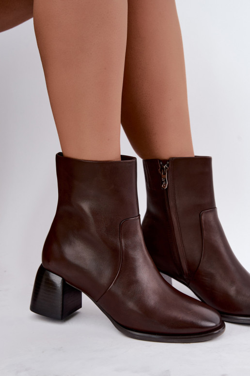 Wärmende Stiefeletten mit natürlichen Lederabsätzen CR62-3391 schokoladenfarben