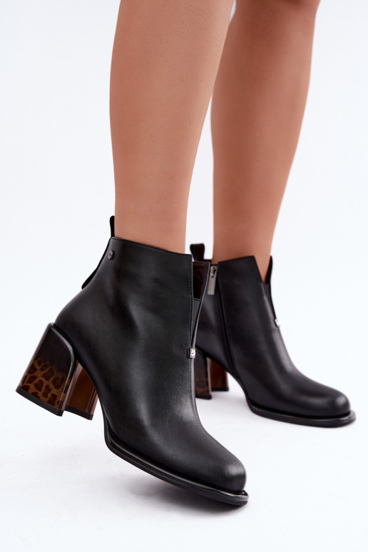 Wärmende Damen-Stiefeletten aus Kunstleder mit Absätzen GOE UU2N4204 schwarz