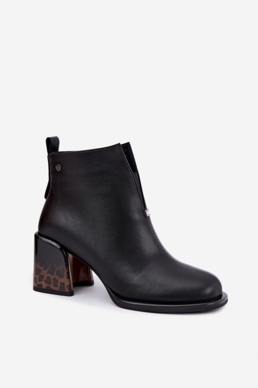 Wärmende Damen-Stiefeletten aus Kunstleder mit Absätzen GOE UU2N4204 schwarz