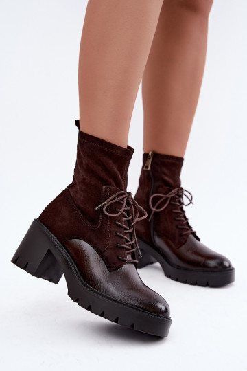 Damen-Stiefeletten auf klobigen Absätzen isoliert in schokoladenfarbener Farbe Vinceza 58665 2