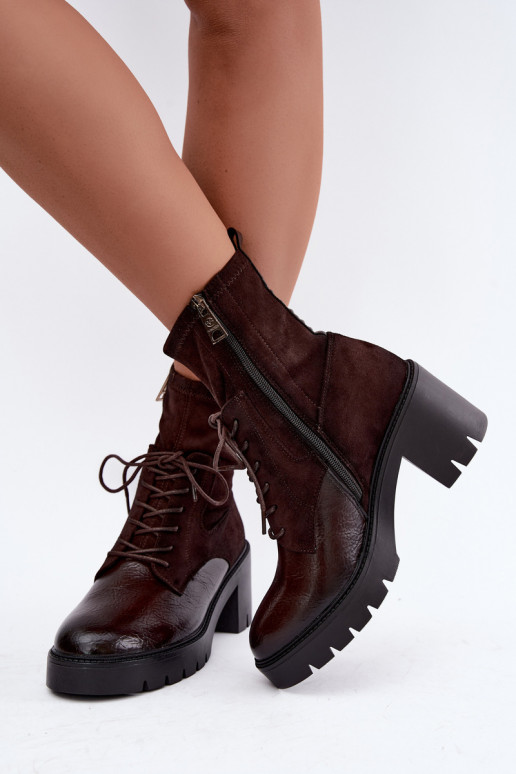 Damen-Stiefeletten auf klobigen Absätzen isoliert in schokoladenfarbener Farbe Vinceza 58665