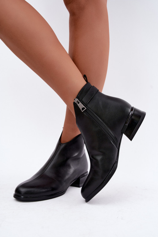 Wärmende Stiefeletten mit dekorativen Riemen in schwarzer Farbe Vinceza 58692