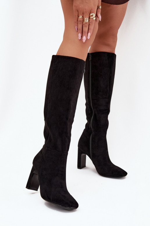 Damen Über-Knie-Stiefel mit Absatz, isoliert, in Schwarz Zamira