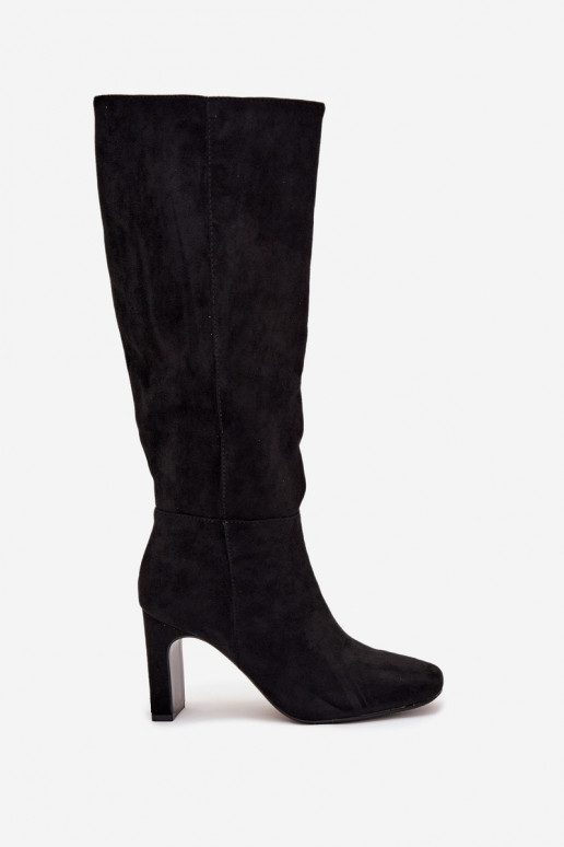 Damen Über-Knie-Stiefel mit Absatz, isoliert, in Schwarz Zamira