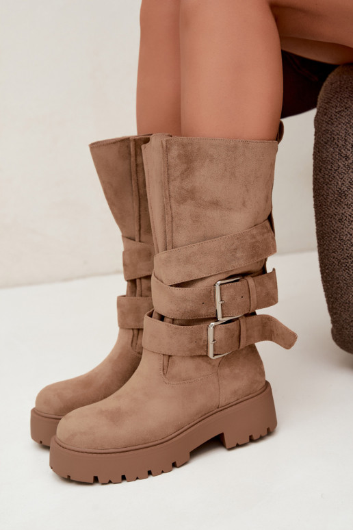 Wärmende kniehohe Stiefel mit Plateau und Schnallen in Sandfarbe Palomae