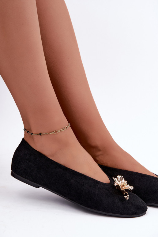 Ballerinas mit Verzierungen in Schwarz Briellea
