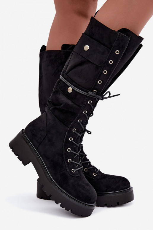 Wärmende kniehohe Stiefel mit Plateau und Schnürsenkeln in Schwarz Cressida