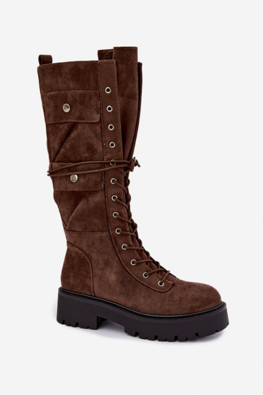 Wärmende kniehohe Stiefel mit Plateau und Schnürsenkeln in Braun Cressida