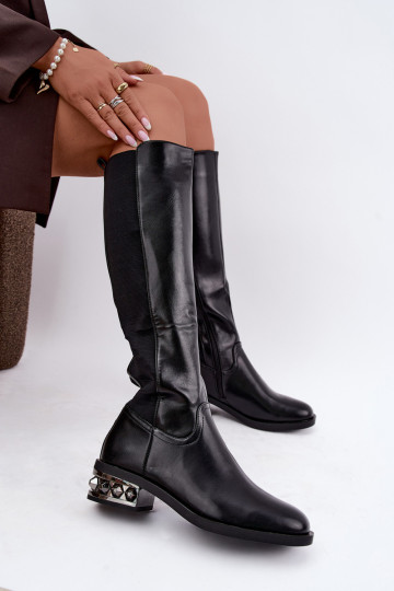 gefütterte kniehohe Stiefel mit Absätzen und schönen Details in schwarz Emani