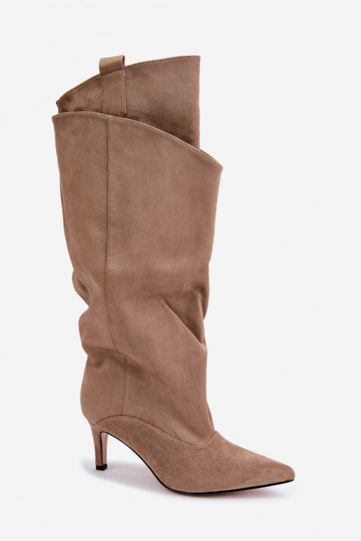 gefütterte kniehohe Stiefel mit Rüschen und dünnen Absätzen in sandfarben Auretta