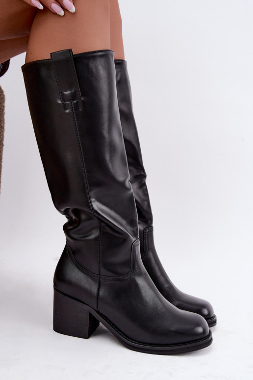 gefütterte kniehohe Stiefel mit Absätzen in schwarz Perrisa