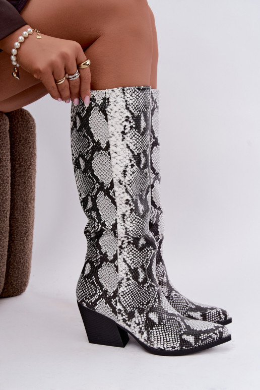 gefütterte kniehohe Stiefel im Cowboy-Stil mit Schlangenmustern in schwarz Bellina