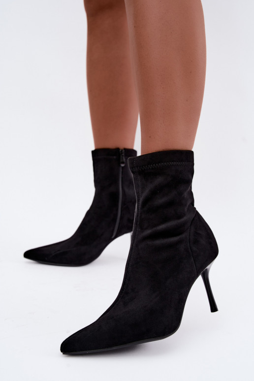 Schwarze Stiefel mit schmalen Absätzen Nireya