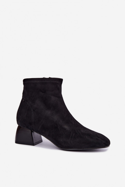 Schwarze Stiefeletten Klocke Estellea