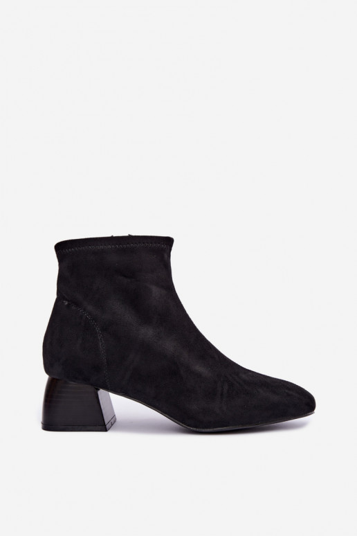 Schwarze Stiefeletten Klocke Estellea
