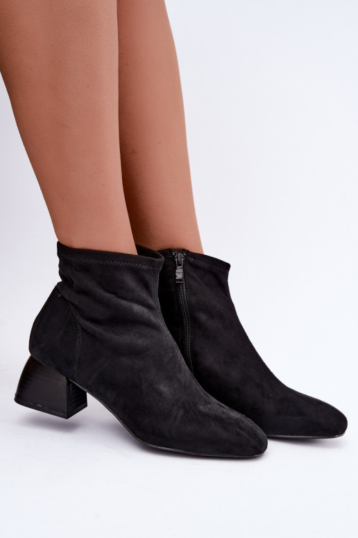 Schwarze Stiefeletten Klocke Estellea