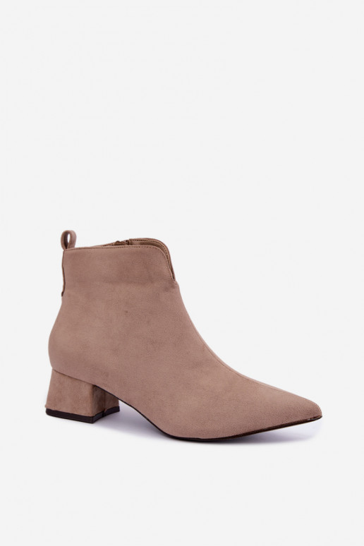 Beige Stiefeletten mit spitzen Zehen Klocke Heliara