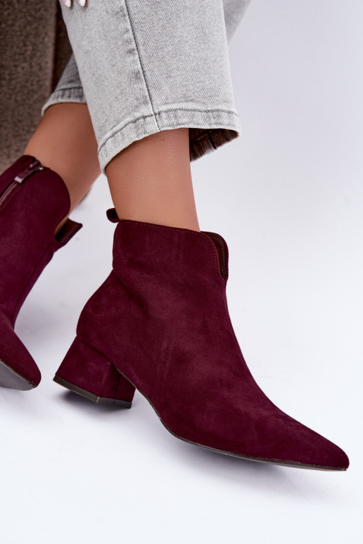 Bordeauxfarbene Stiefeletten mit spitzen Zehen Klocke Heliara