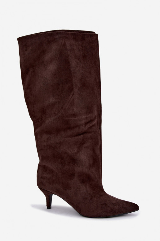 Warmen kniehohe Stiefel mit Rüschen und Absatz in Schokoladenfarbe Oriellea