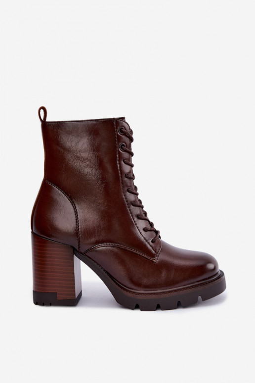 Gefütterte Stiefeletten mit Absatz in dunkelbraun Isalys