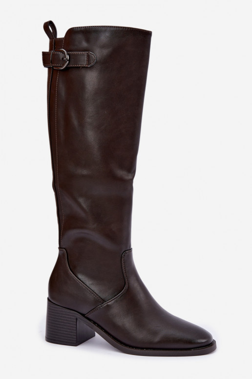 gefütterte lange Stiefel mit Absatz und Schnallen in Schokoladenfarbe Lestine