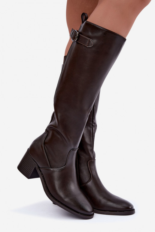 gefütterte lange Stiefel mit Absatz und Schnallen in Schokoladenfarbe Lestine