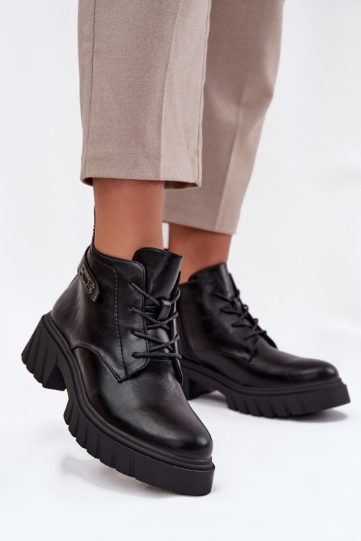 Niedrige warme Damen Stiefeletten mit verzierten Absätzen schwarz Therisse