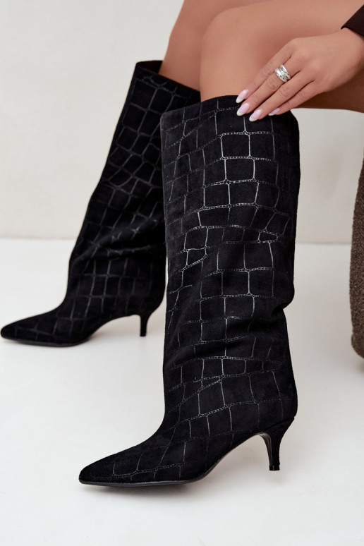 Schwarze Überknie-Stiefel zum Hineinschlüpfen mit geprägten Details und Absätzen Cazelle