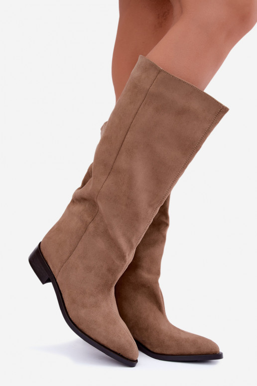 Slip-On hohe Stiefel mit breiten Absätzen in Sand Cadorine