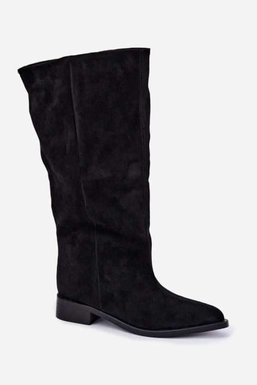 Slip-On hohe Stiefel mit breiten Absätzen in Schwarz Cadorine
