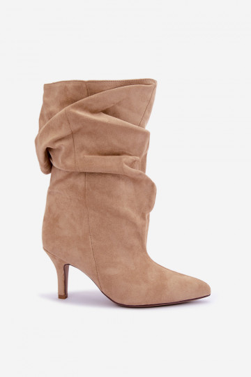 Slip-On Slouchy Stiefeletten mit Absätzen in Sand Falisette 2