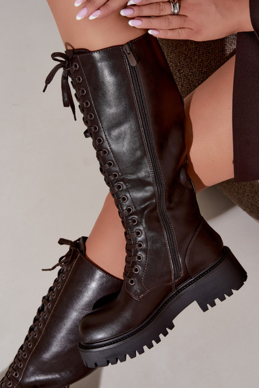Wärmende Damen Stiefel mit Plattform und Schnürsenkeln in Schokolade Kasmina