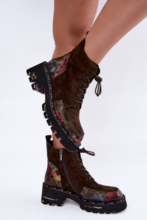 Braune gefütterte Velourslederstiefel mit Schnürung und Blumenmotiven Artiker 59C0250