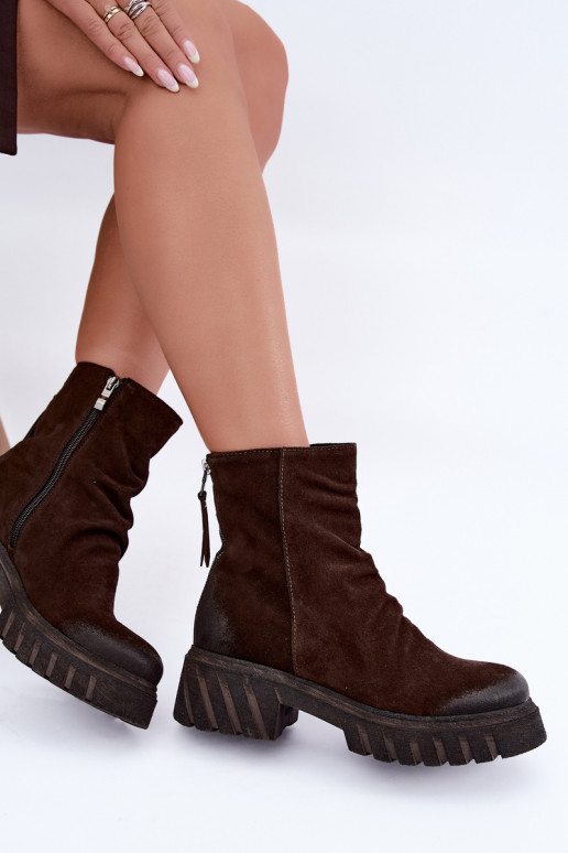 Braune gefütterte Velourslederstiefel mit Rüschen Zazoo 60590