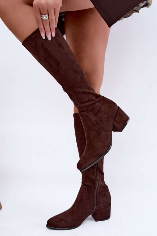 Damenstiefel bis zum Knie mit flachen Absätzen in Schokoladenfarbe aus Kunstveloursleder Sergio Leone KZ212
